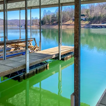 Lake Casa